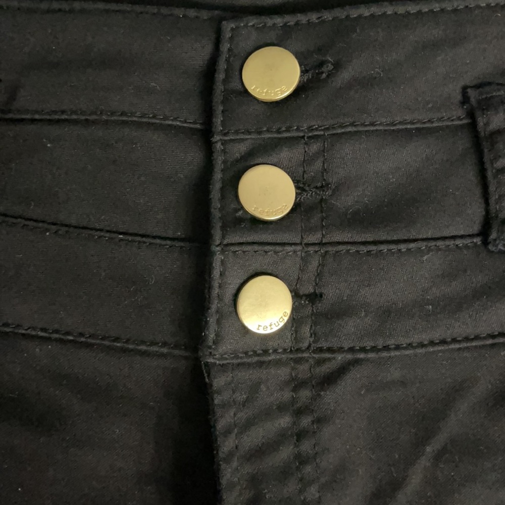 Refuge High Rise Shorts - Picture 3 of 5